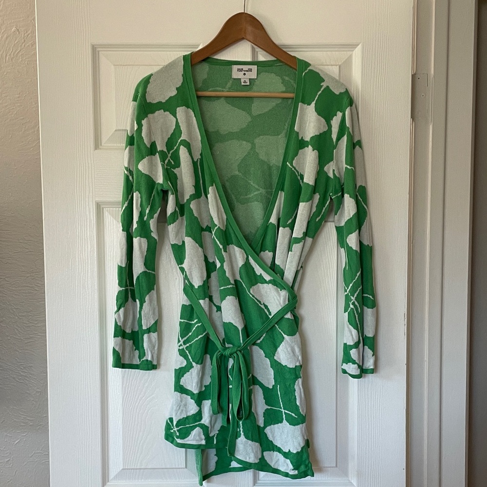 Diane Von Furstenberg Green Knit Top